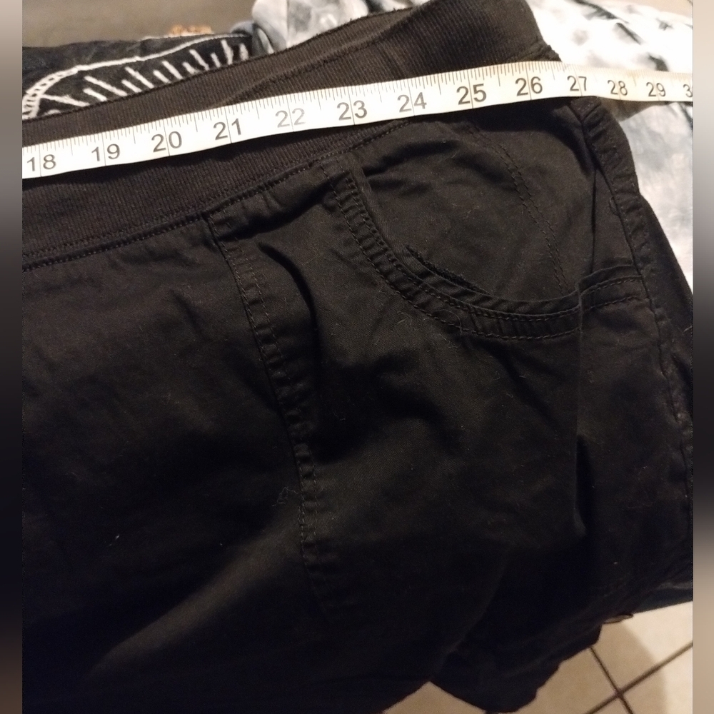 Black Women's Casual Capris,  Cargo Pants 4x ( 28w-30w) - Picture 10 of 16